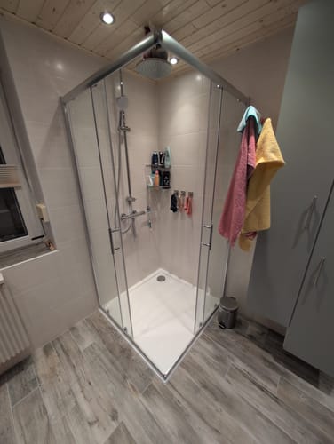 Customer photo review of SONNI Duschkabine Eckeinstieg Schiebetür ohne Duschtasse Ablaufgarnitur 70-120cm Höhe 185cm/195cm