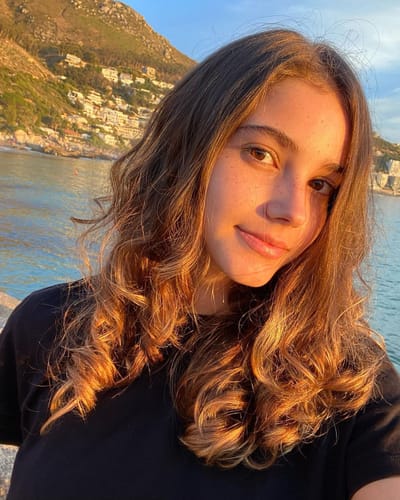 Customer photo review of Summer Survival Skin & Hair Set
