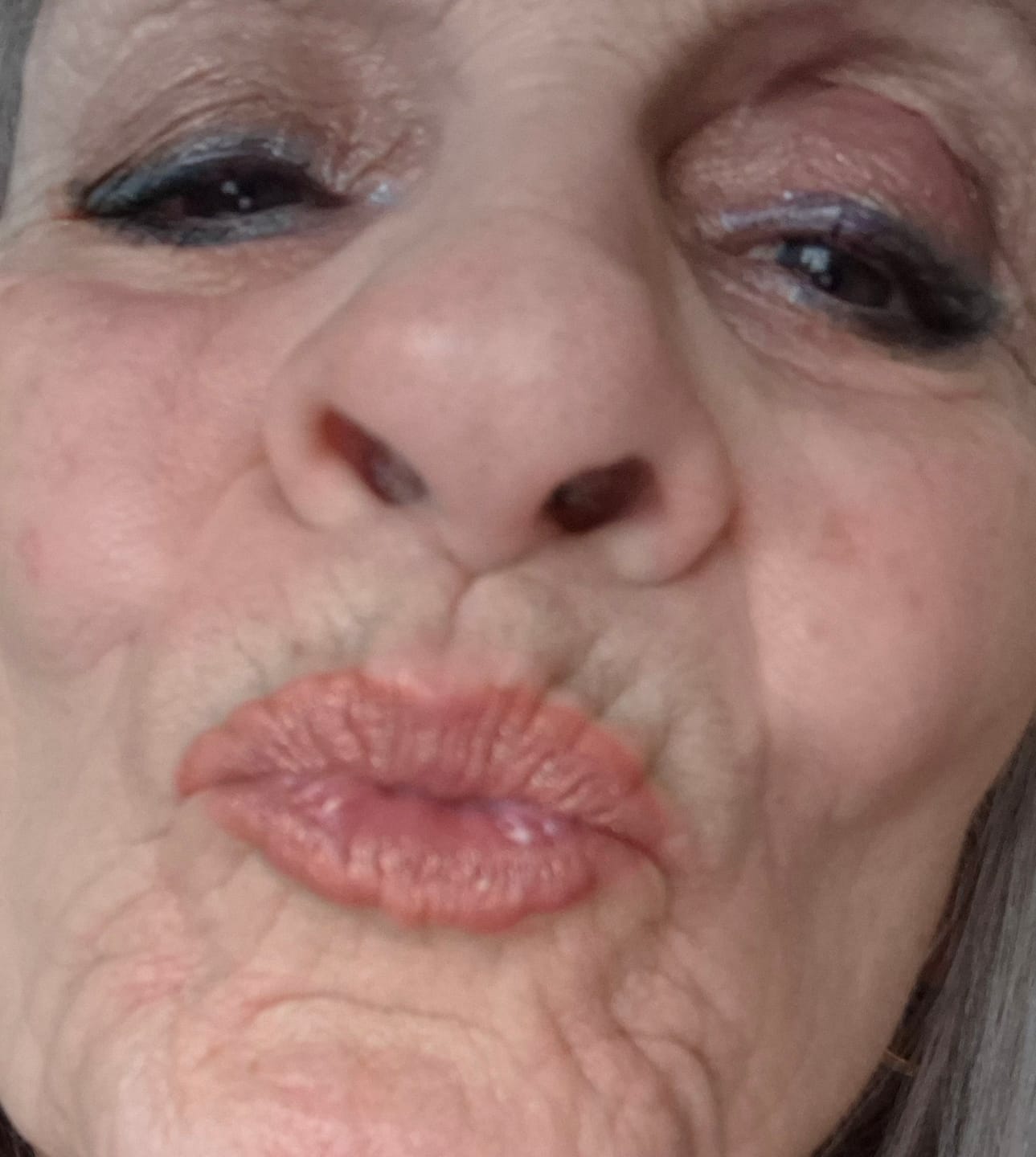 Customer photo review of 408 - Lippenstift Seerose