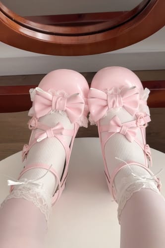Customer photo review of Cute Mary Jane Shoes with Kitty Heels