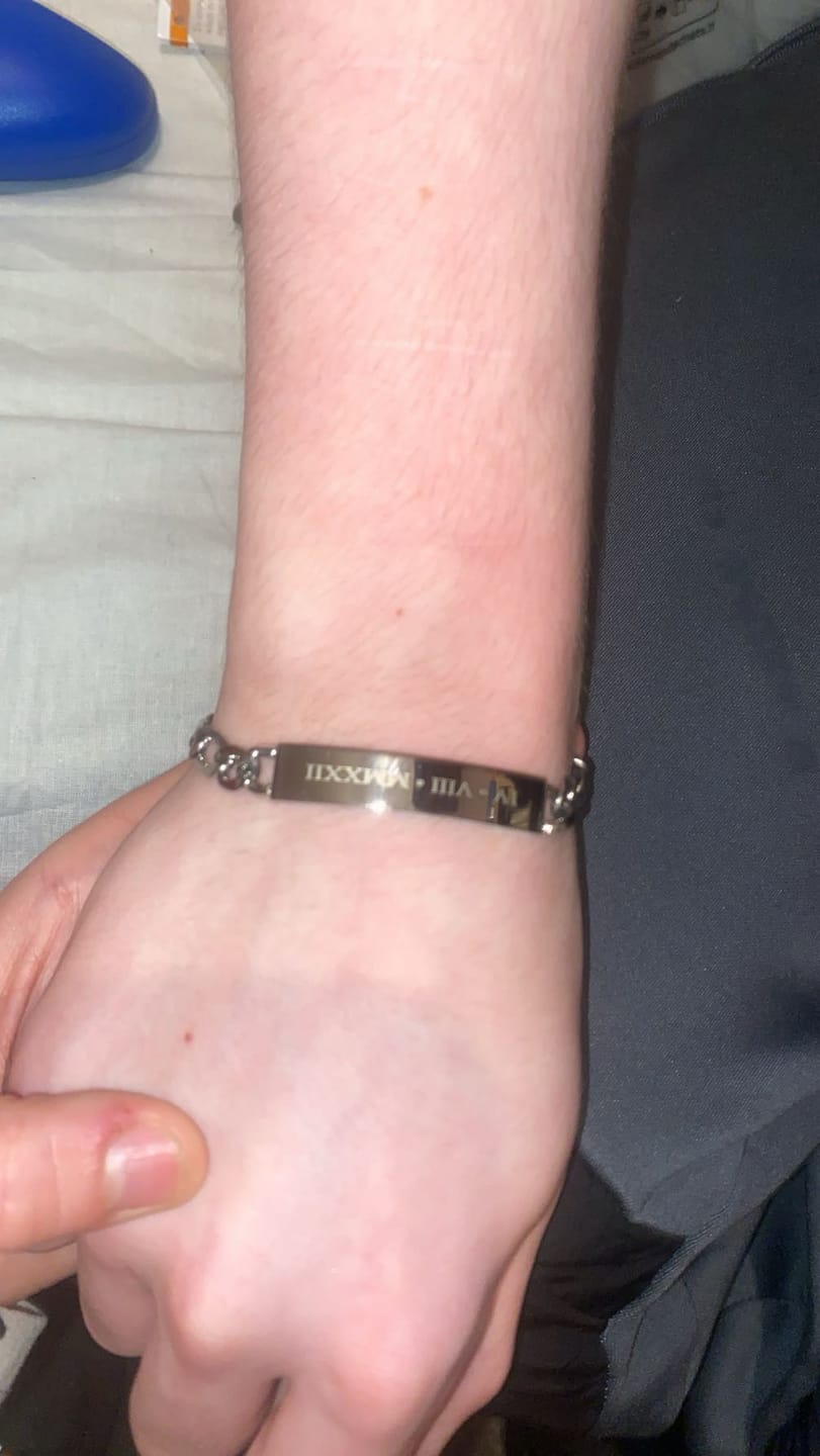 Customer photo review of 7mm Figaro Link ID Bracelet