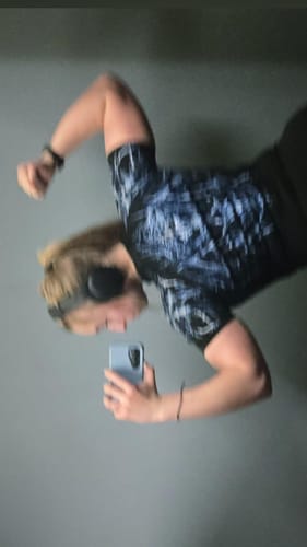 Customer photo review of Void Tech™ Immortal Compression [SAPHIRE]