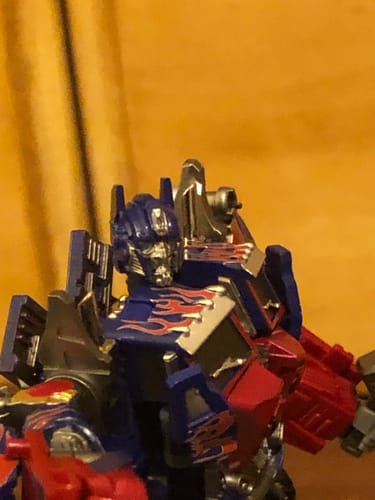 Customer photo review of Bailan Toys (Tanking Toys) BL01 BL-01 Roadmaster Highway Master  (ROTF / DOTM OP Legendary Class) 12cm / 4.7“