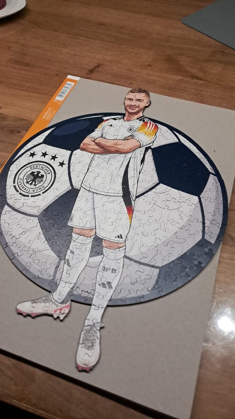 Customer photo review of Joshua Kimmich - Holzpuzzle