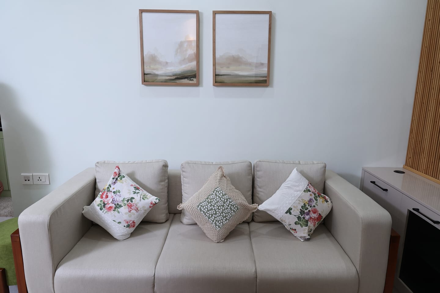 Customer photo review of The South Side, Set of 2, Set of two Paintings