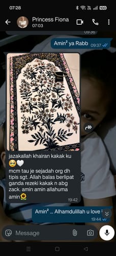 Customer photo review of Antique Floral  Padded Prayer Mat
