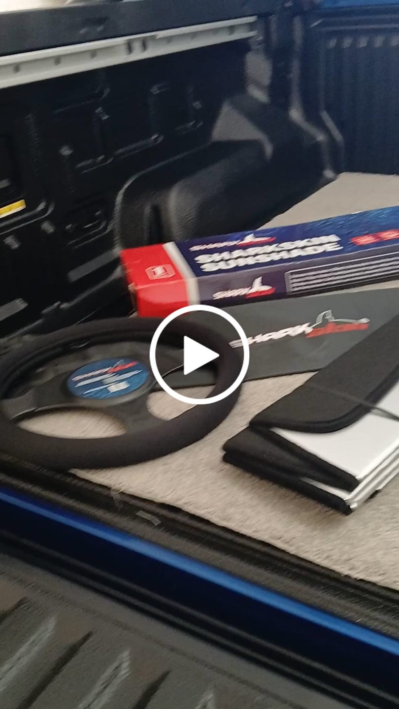 Customer video review of Sharkskin Universal Steering Wheel Cover