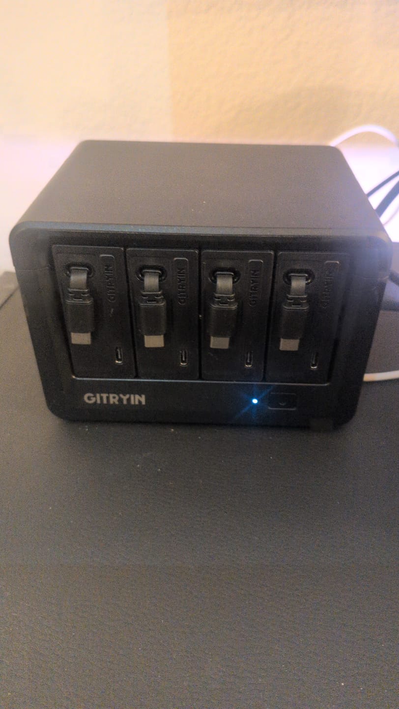 Customer photo review of Gitryin Desktop Charging Station 12-in-1 (65W Combo) – Flash Deal