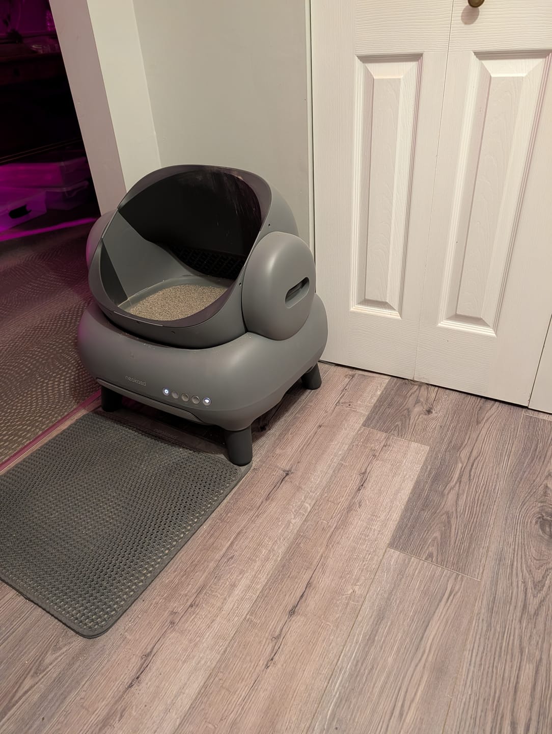 Customer photo review of Neakasa M1 Plus Open Top Self-Cleaning Cat Litter Box