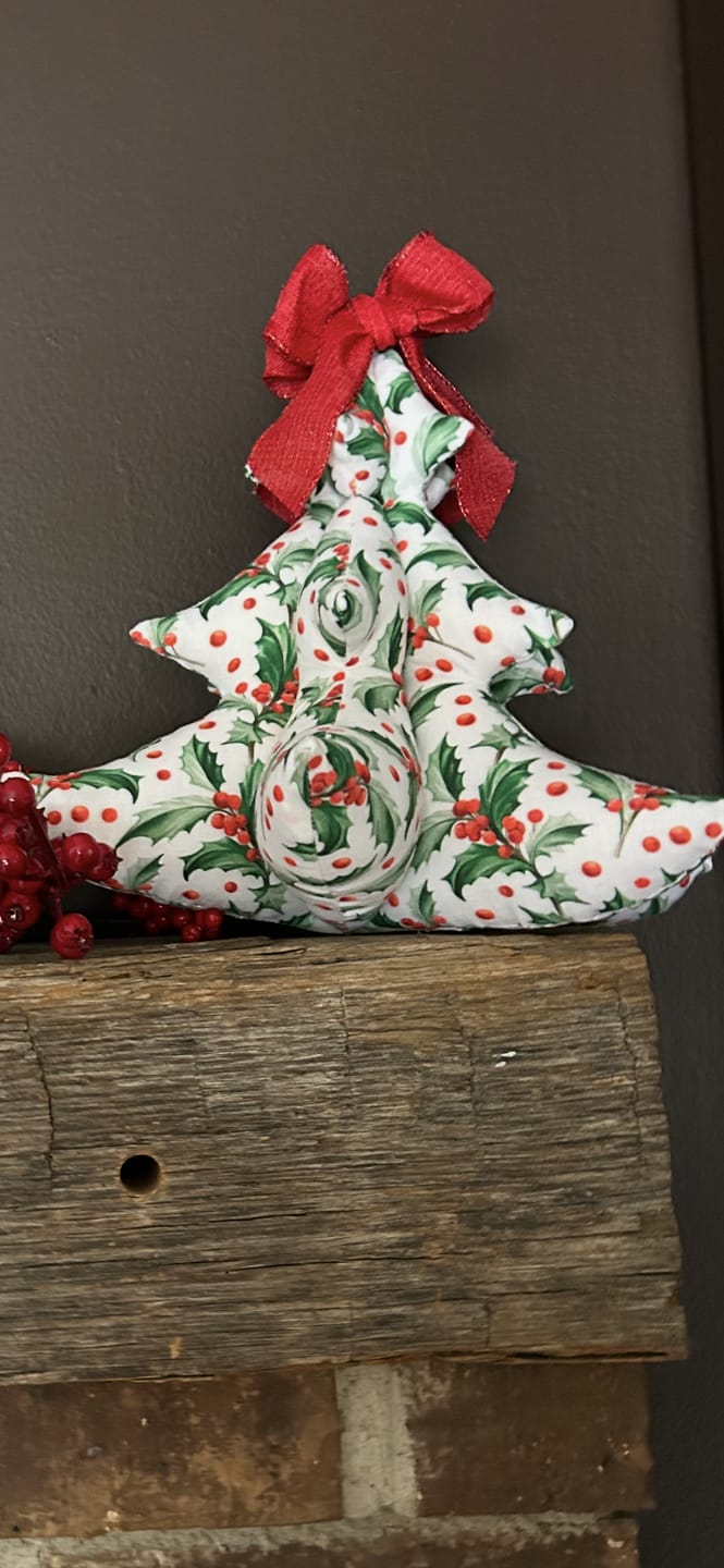 Customer photo review of Christmas Holly Leaves Fabric - White