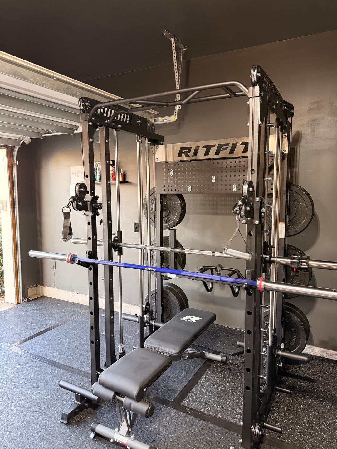 Customer photo review of RitFit Bumper Plates Olympic Rubber Weight Plates, 2-inch