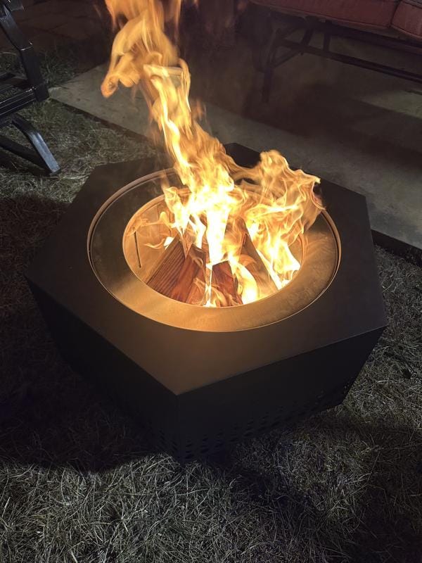 Customer photo review of SUNJOY 28 Inch Hexagon Smokeless Fire Pit with PVC Cover and Fire Poker - Triangle Pattern