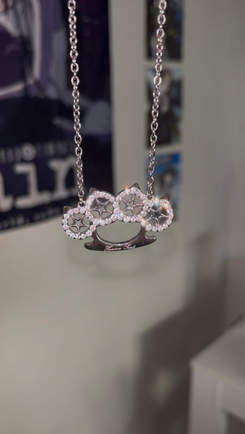 Customer photo review of Fatale Necklace