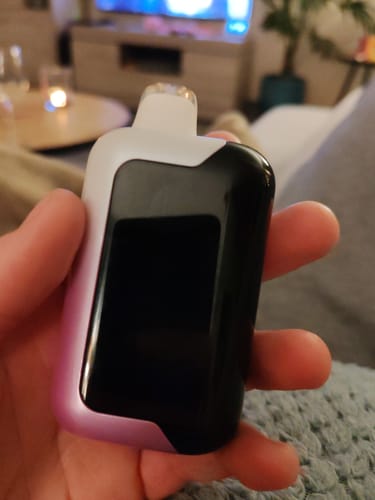 Customer photo review of SMOK Spaceman - SP40000 - 40000 Bouffées - 2% de nicotine - Puff Jetable / Vape Disposable