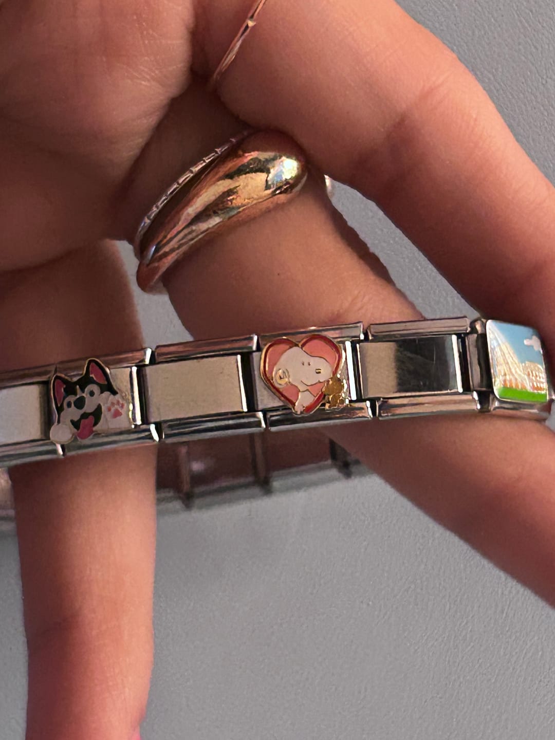Customer photo review of Charm Snoopy Corazón