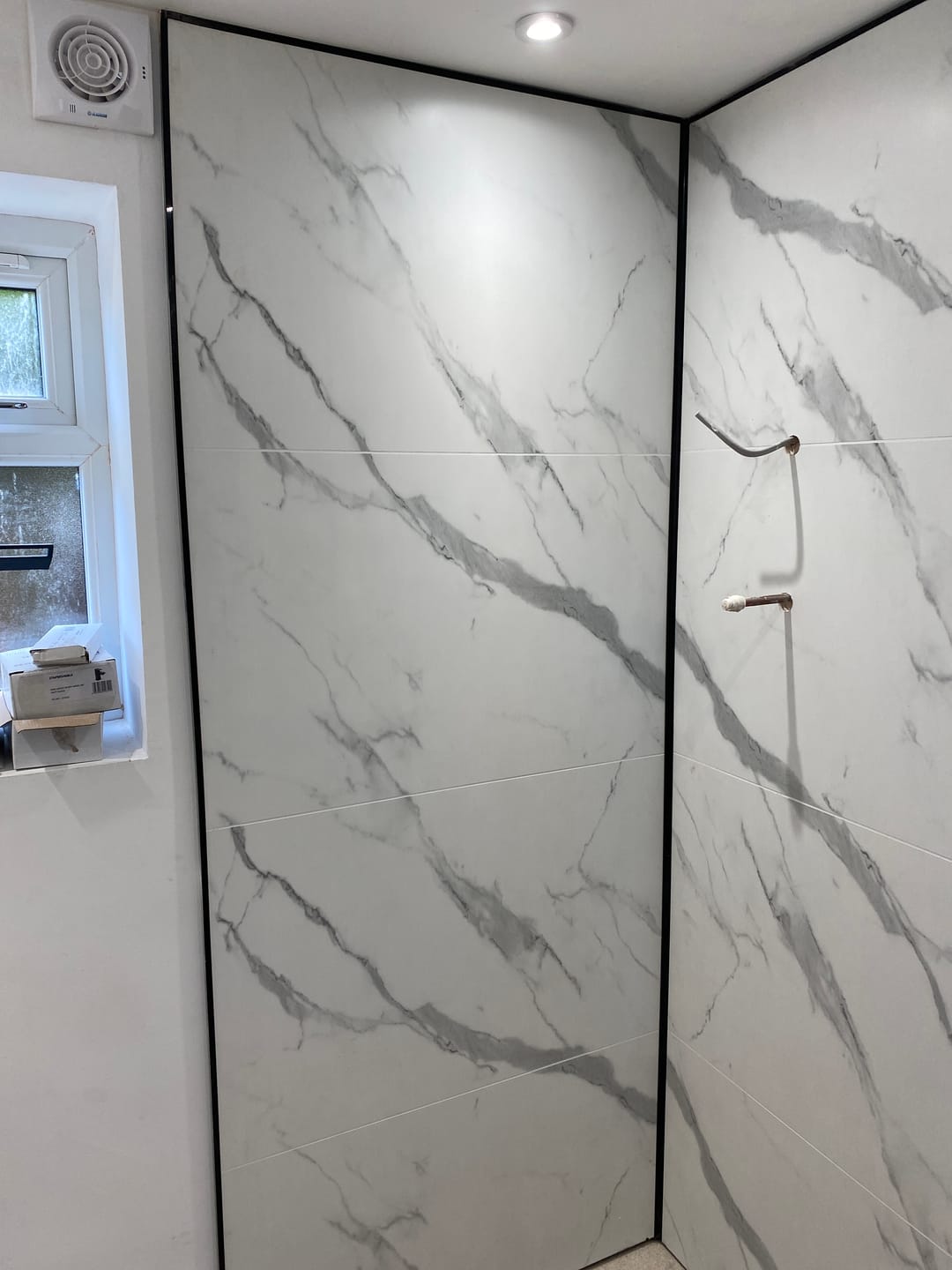 Customer photo review of 10mm Black Internal Corner Trim