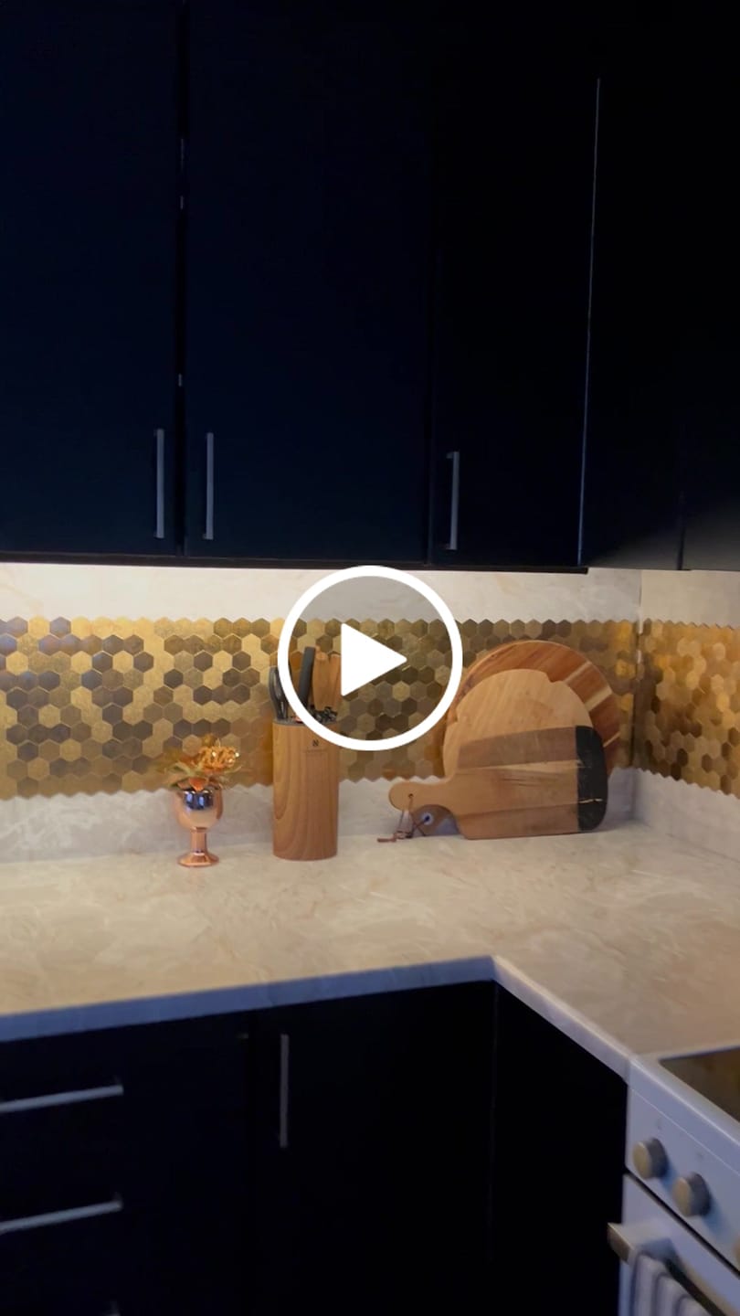 Customer video review of Cortes marmor kontaktplast