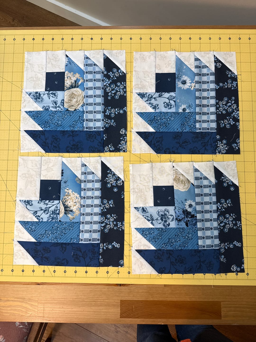 Customer photo review of Block Of The Month - Tulip Bellflower (104.5" x 104.5")