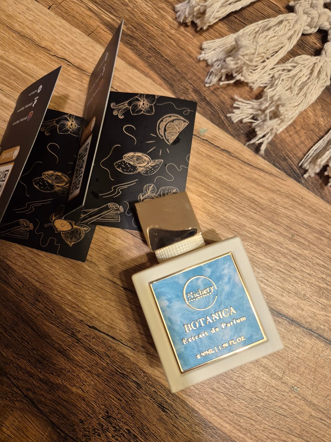 Customer photo review of Nichery Botanica Extrait de Parfum - Unisex 50ml