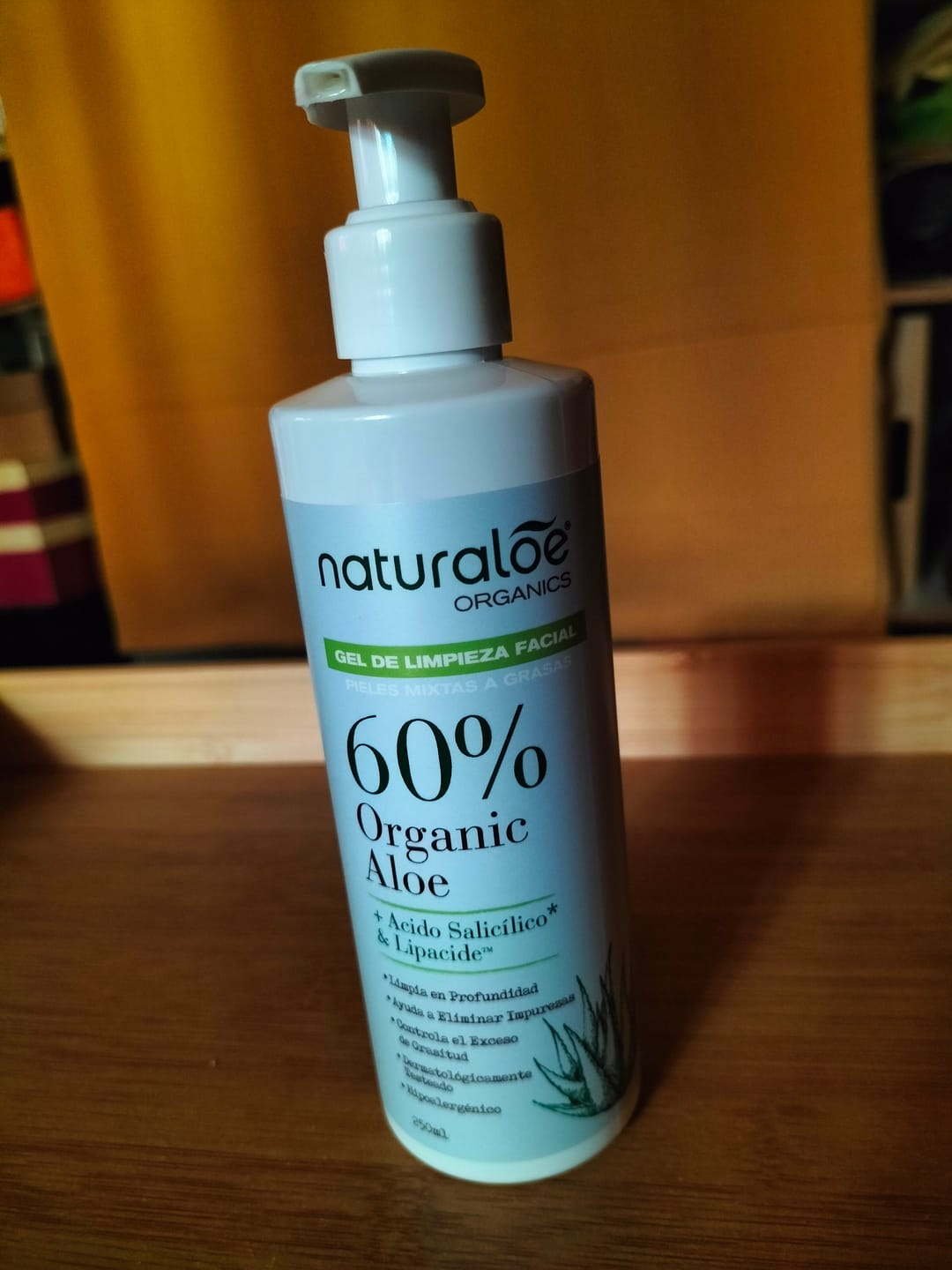 Customer photo review of Gel de Limpieza Facial Piel Mixta a Grasa 250ml