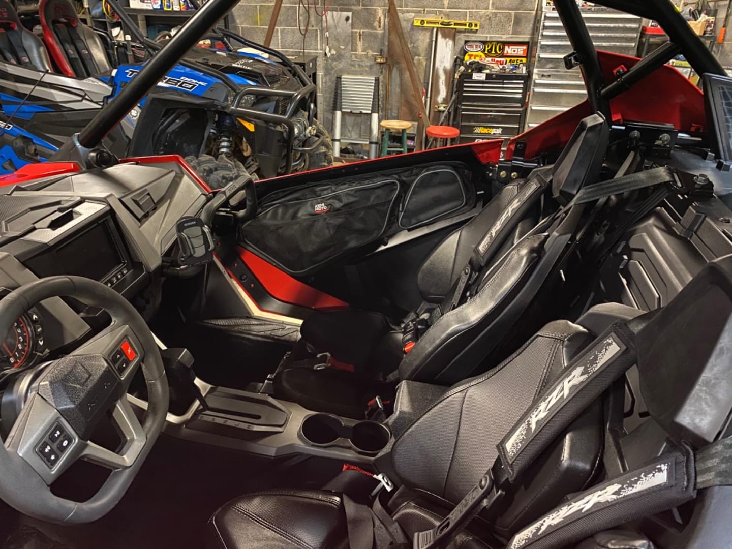 Customer photo review of Front Door Bag with Removable Knee Pad for Polaris RZR PRO XP 2020-2023