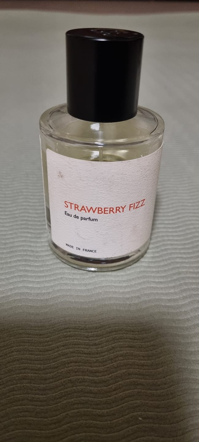 Customer photo review of Strawberry Fizz