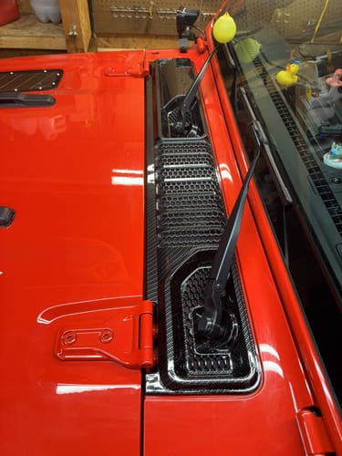 Customer photo review of Cowl Wiper Panel Hydrographic (Fits JL/JT 2018-2025)