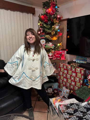 Customer photo review of Venti Cloak Preorder