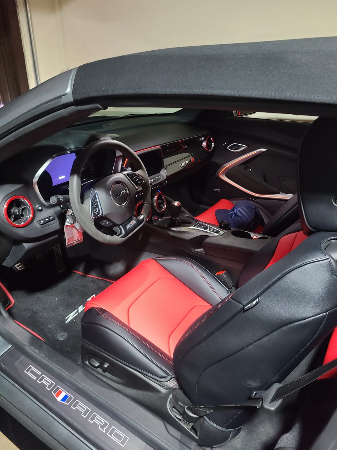 Customer photo review of 6th Gen Camaro Convertible Custom Leather Seat Covers