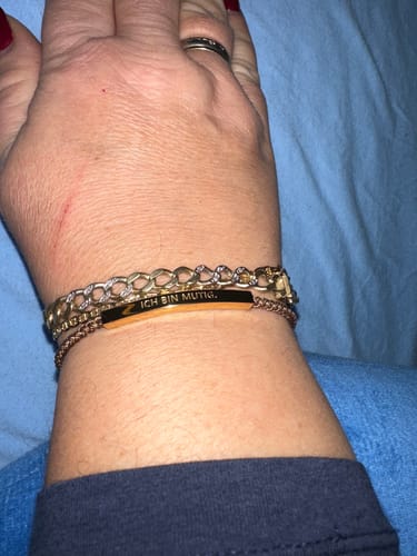 Customer photo review of Armband "Ich bin stark."