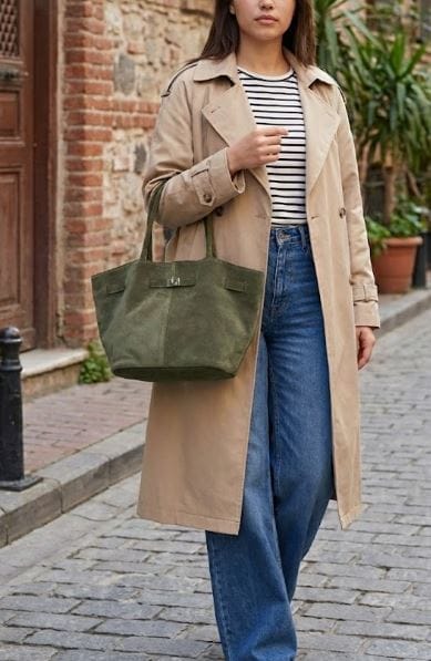 Customer photo review of Vivienne | Hakiki Süet Deri Çanta | Zeytin Yeşili