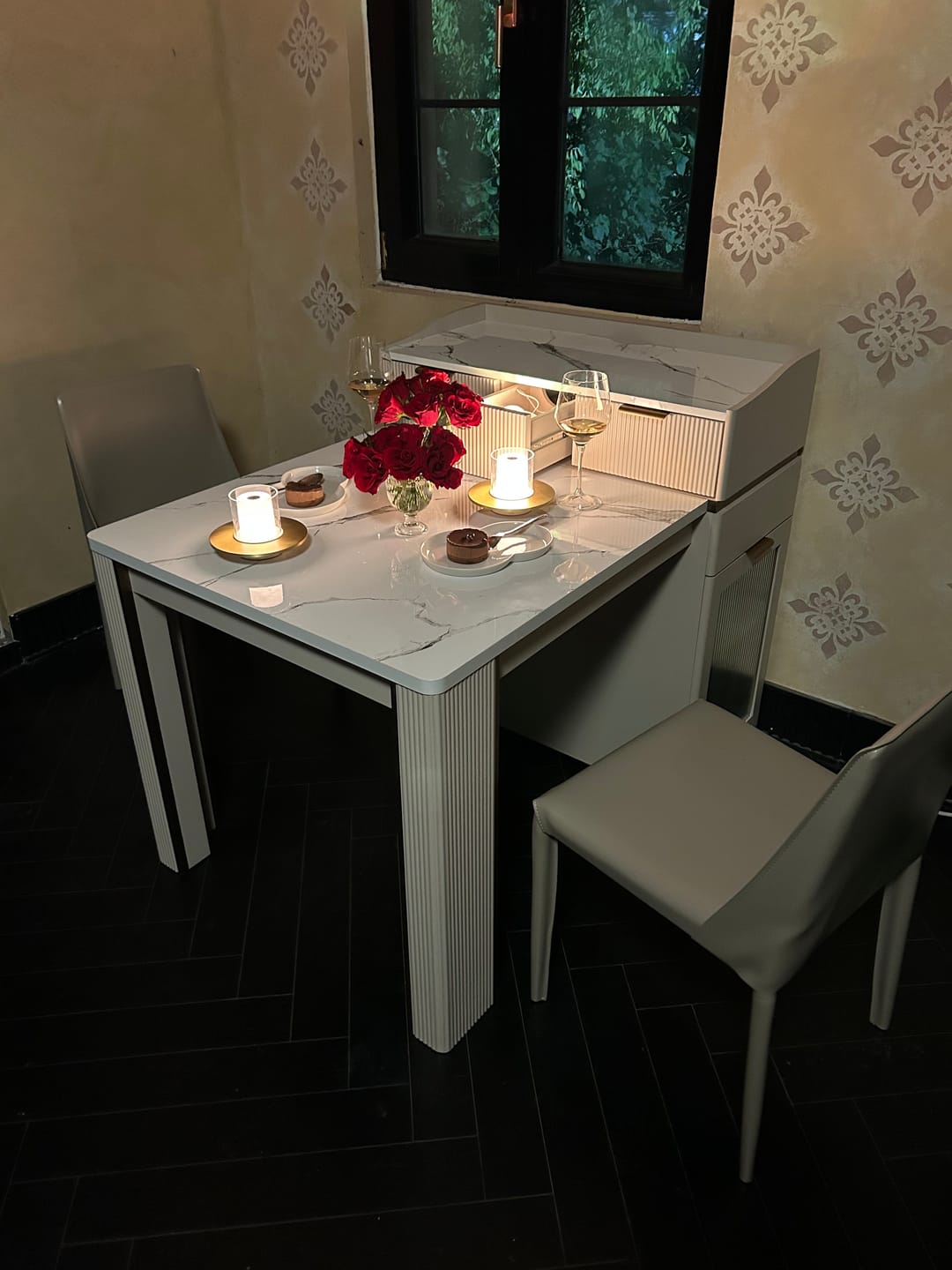 Customer photo review of Selene Modern Square Extendable Dining Table with Light and Storage for 4-7 Seats