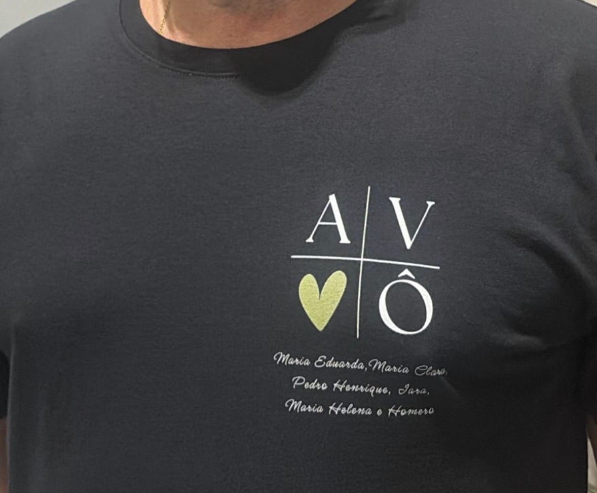Customer photo review of Camiseta Personalizada AVÔ MINIMALISTA - Algodão Peruano