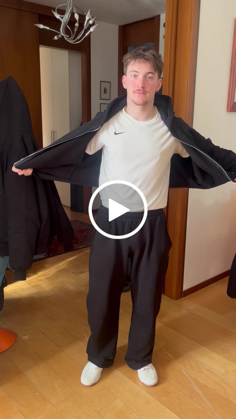 Customer video review of Sweatpants Wide Fit Blanks 330GSM Black