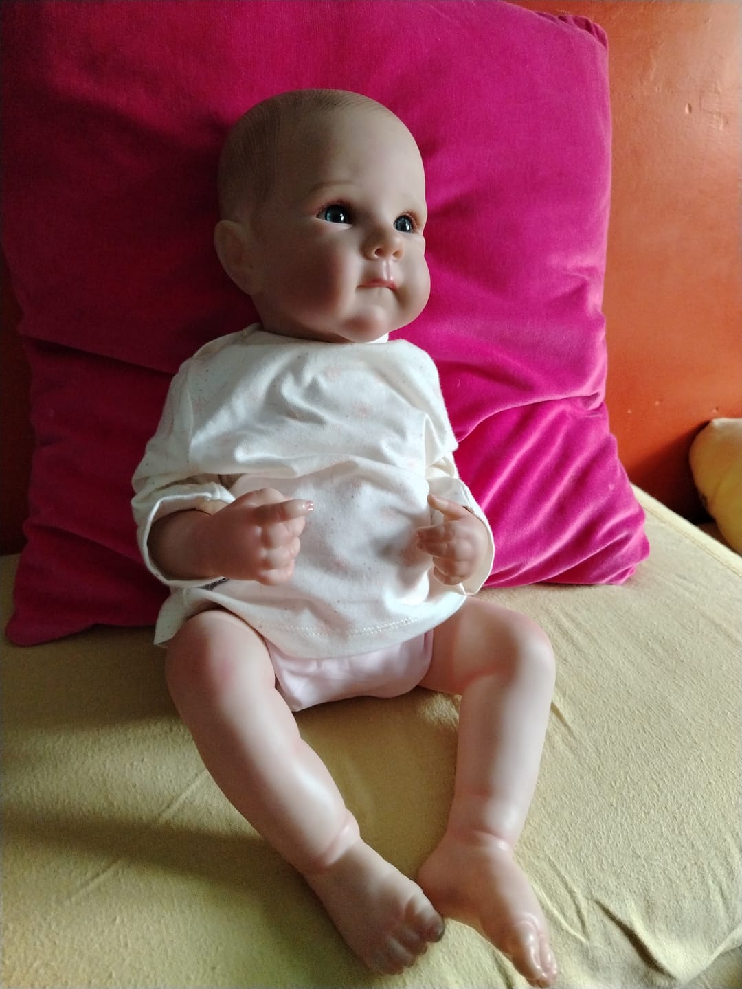 Customer photo review of Bambola reborn full silicone vinile altamente realistica - BETTIE