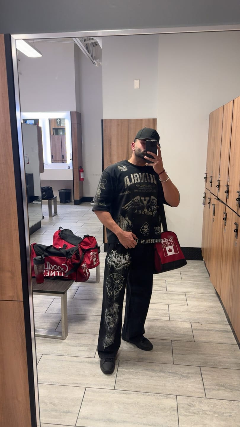 Customer photo review of 2116 - Dynasty Sweats