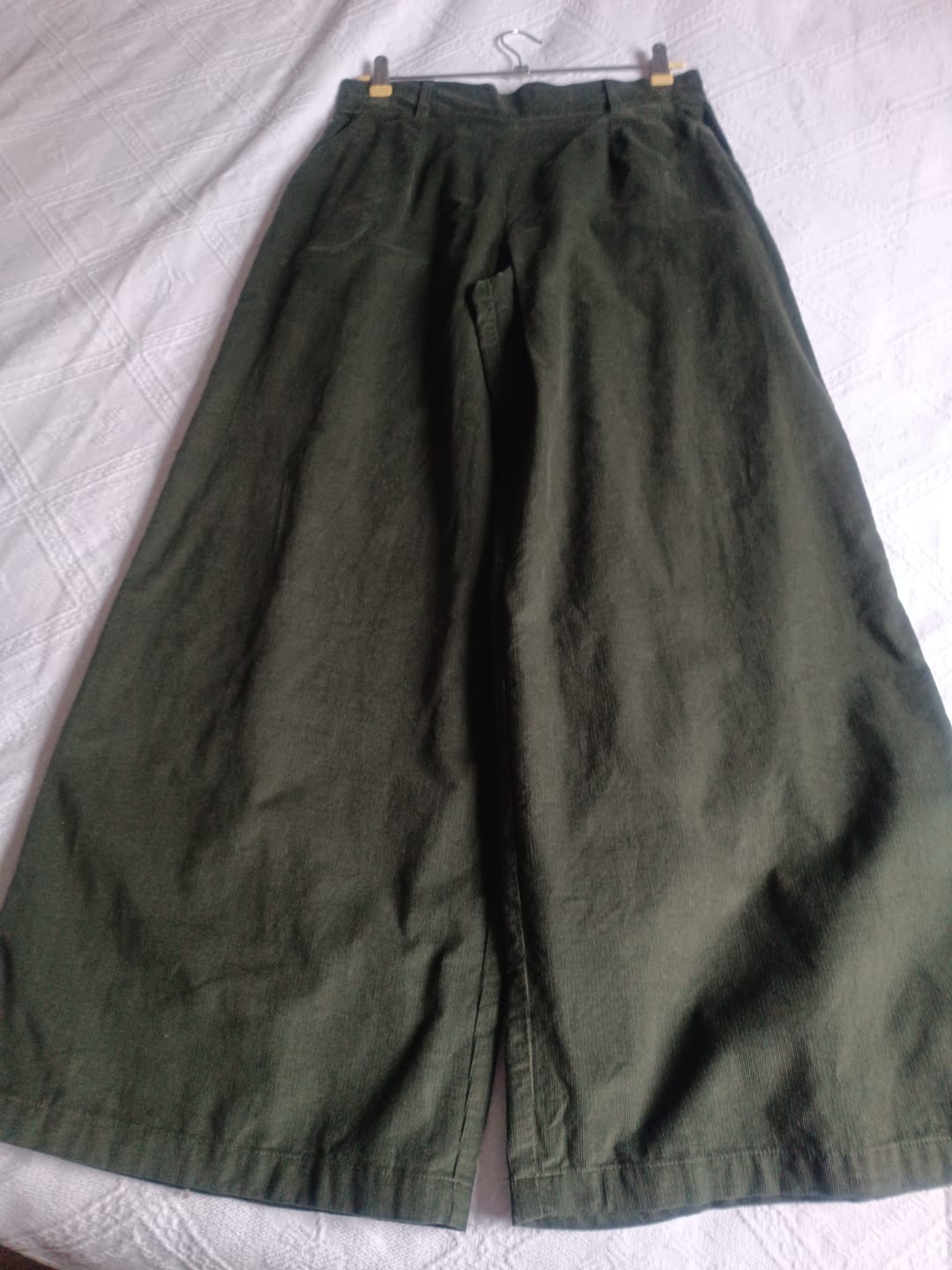 Customer photo review of Pantalon Tom - velours milleraies kaki
