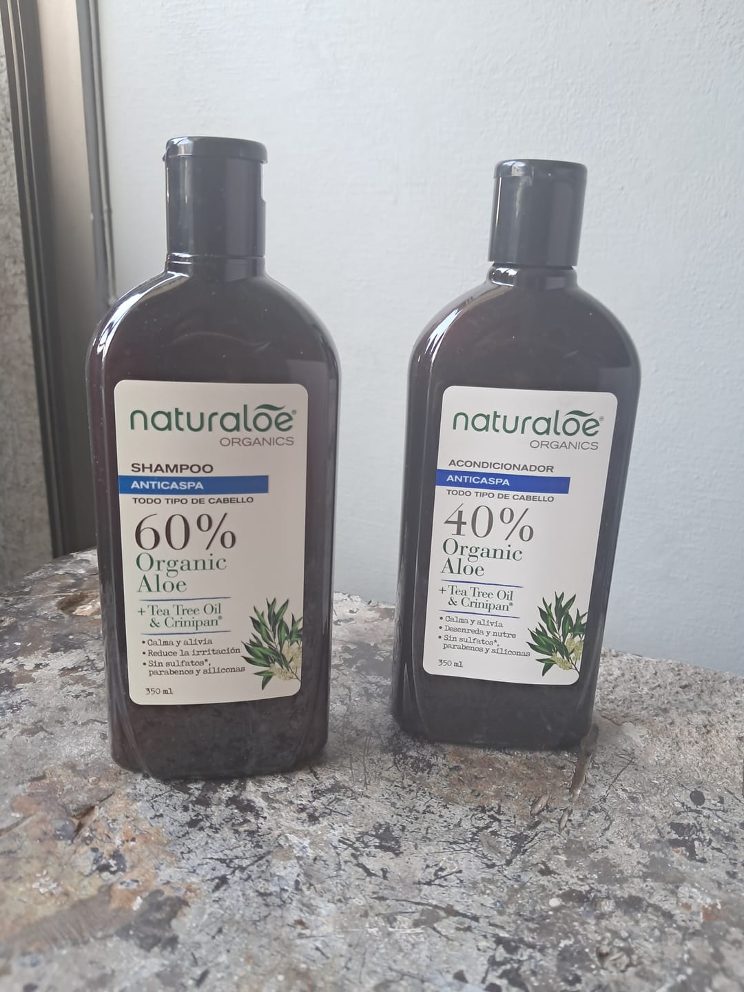 Customer photo review of Shampoo Anticaspa Aloe & Tea Tree 350 ml