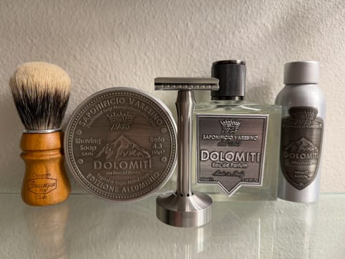 Customer photo review of Blackbird Stand
