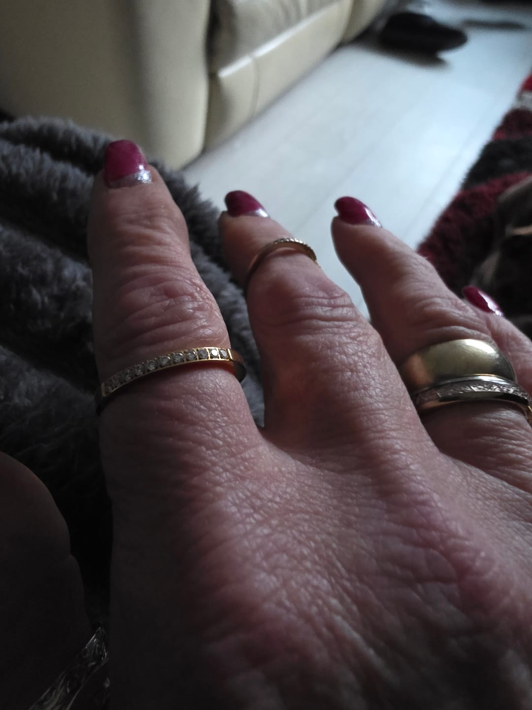Customer photo review of Gold 2mm Half Glitz Ring
