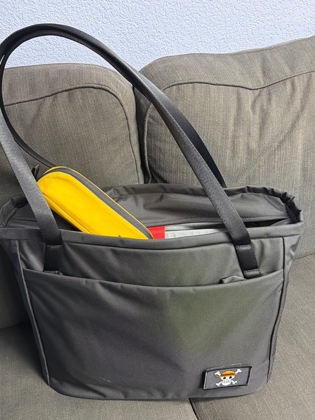 Customer photo review of CIVIC Daily Tote 24L