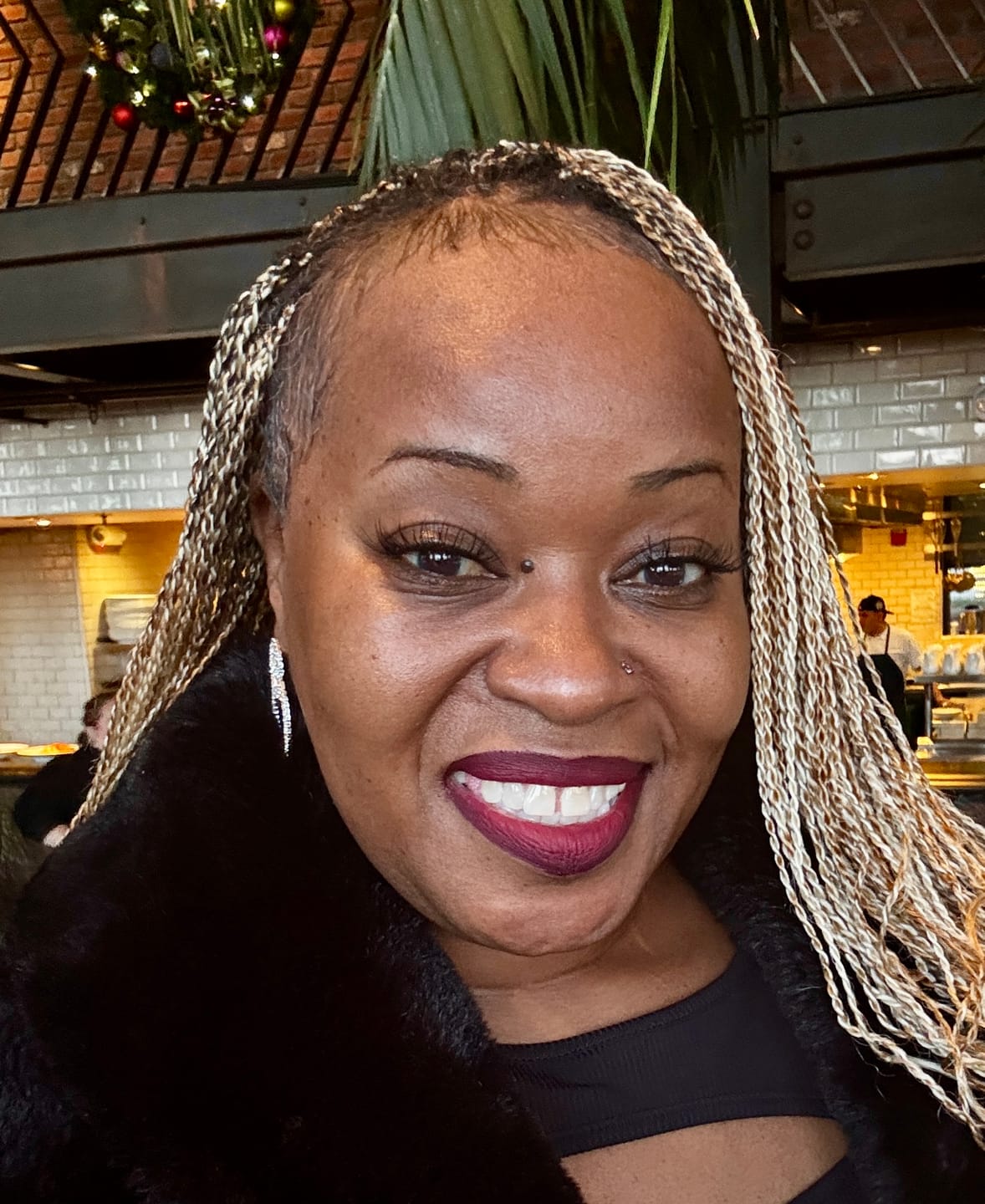 Customer photo review of LuxeBold - Single Length
