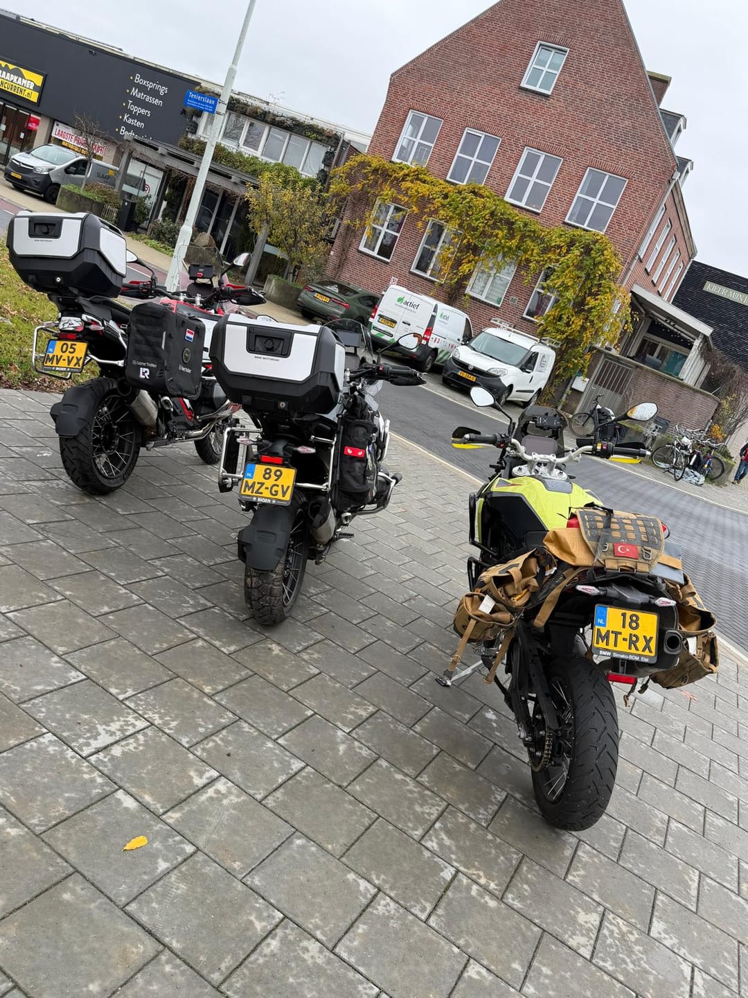 Customer photo review of MotoRacks – Motorcycle Luggage Pannier Racks