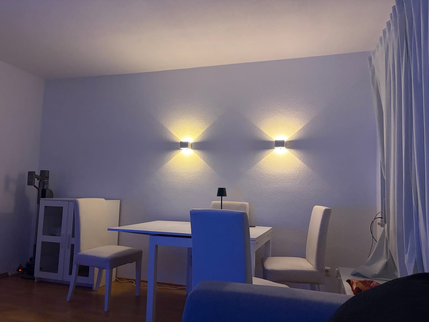 Customer photo review of CUBE Wall lamp | Rechargeable