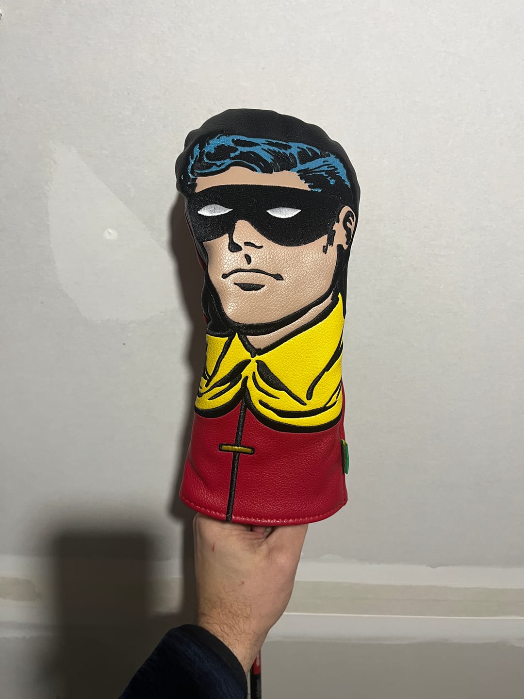 Customer photo review of Batman™ 85th Anniversary "Robin" – Fairway Headcover