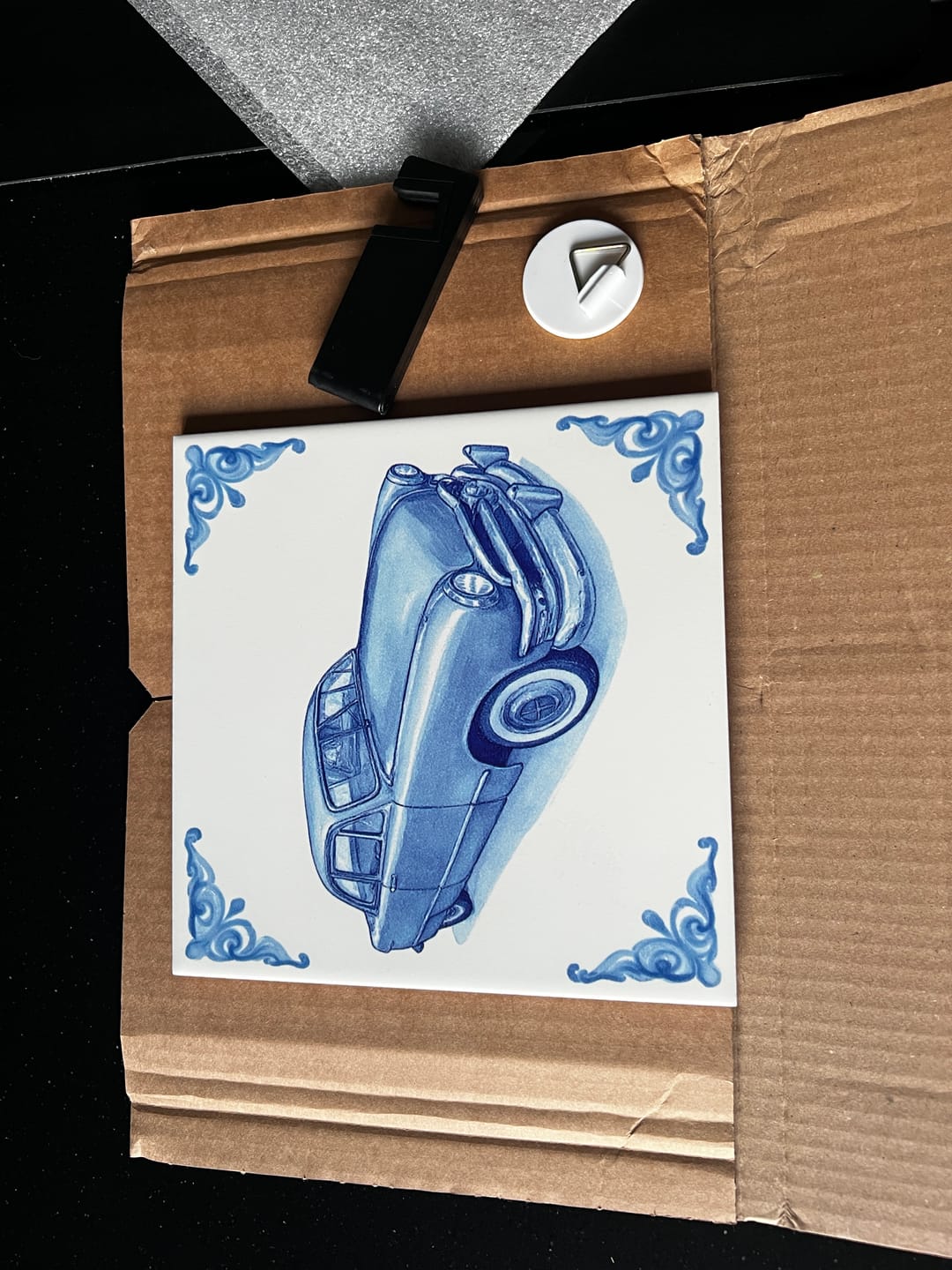 Customer photo review of Delfts Blauw tegeltje bedrukken met eigen auto