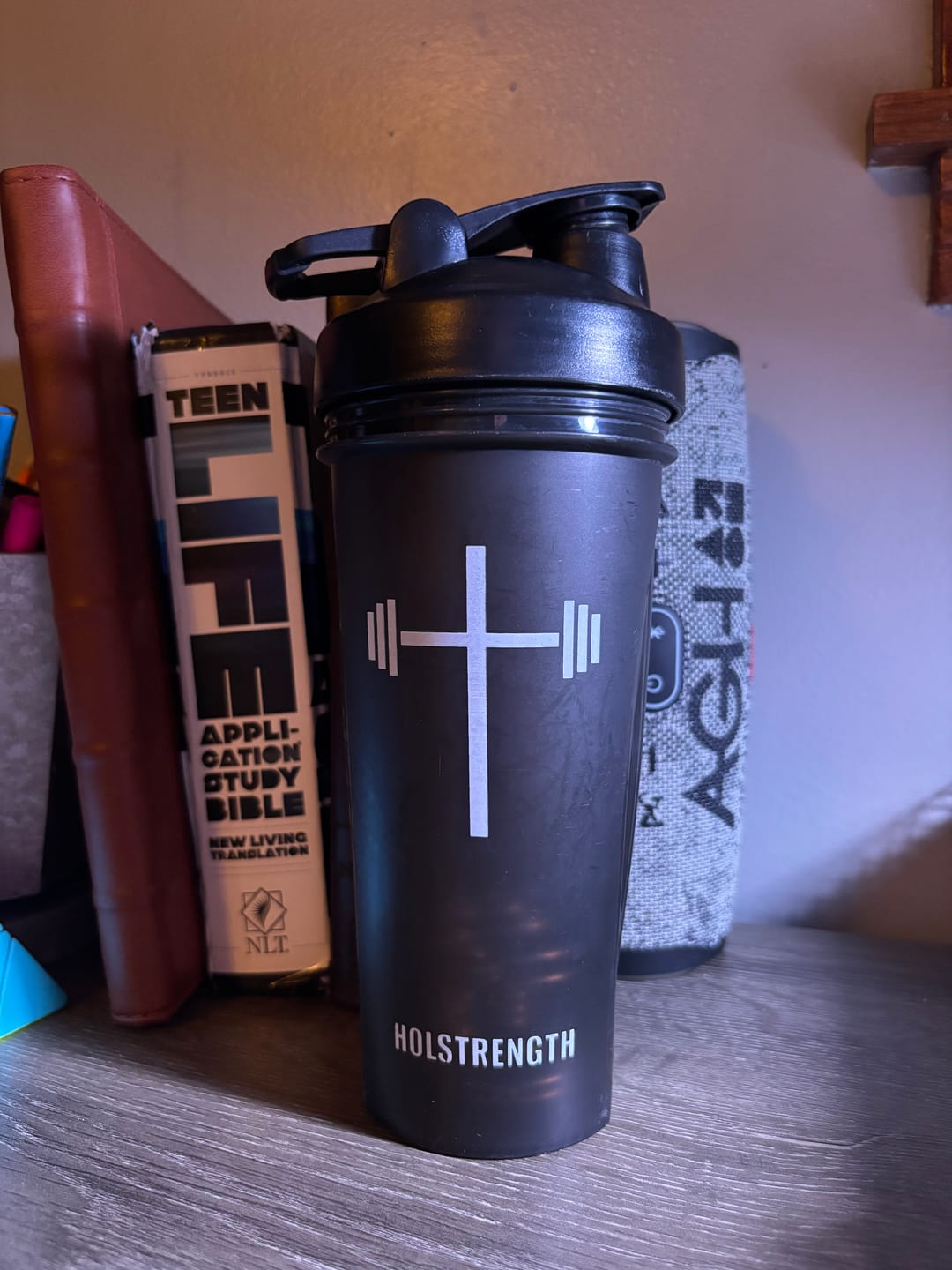 Customer photo review of HolStrength Blender Bottle