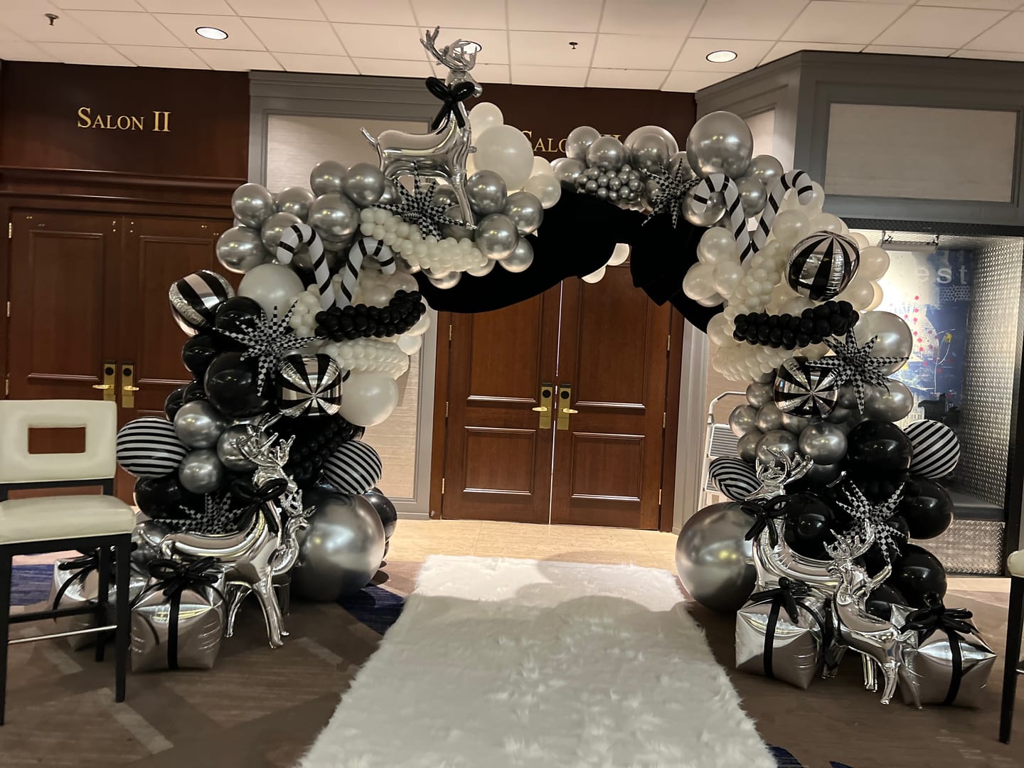 Customer photo review of 10x8 Ft Aluminum Balloon Arch Frame Wedding Arch Stand