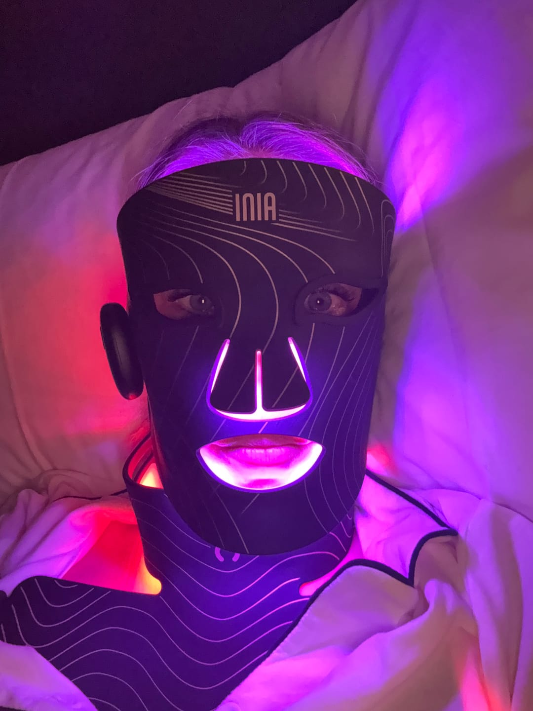 Customer photo review of INIA Red Light Therapy Set for Face, Neck, and Chest