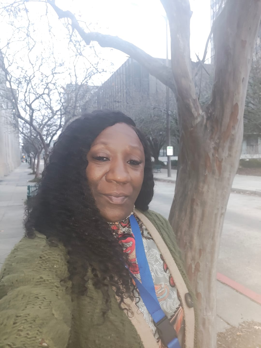 Customer photo review of Natural Color Water Curly Human Hair Weft Bundles with 2x6 HD Lace Closure